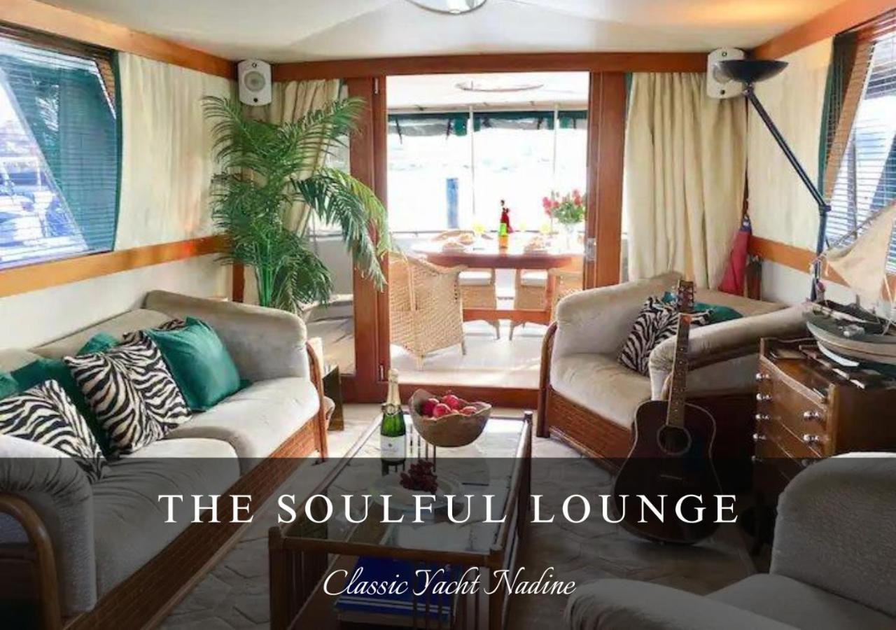 Classic Yacht Nadine In Poole Harbour, Dorset, With A Hot Tub Jacuzzi Екстериор снимка